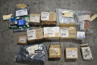 14 BRAND NEW SCRATCH AND DENT! Items Including Siemens 45EG20AF Contactors & Starters & Contactor Supplies, 00-853340 Solenoid Valve, 320720, Alto Shaam Ballast, Omron G3KA-240B Relay, 00-843944 Solenoid Cooling, Auxillary Switch. 14 Times Your Bid!