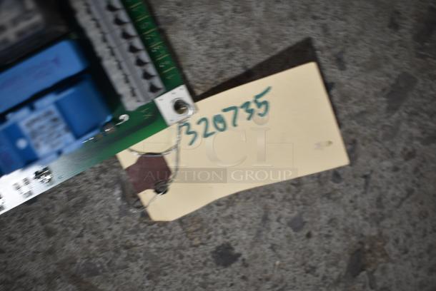14 BRAND NEW SCRATCH AND DENT! Items Including Siemens 45EG20AF Contactors & Starters & Contactor Supplies, 00-853340 Solenoid Valve, 320720, Alto Shaam Ballast, Omron G3KA-240B Relay, 00-843944 Solenoid Cooling, Auxillary Switch. 14 Times Your Bid! - Image 7 of 36