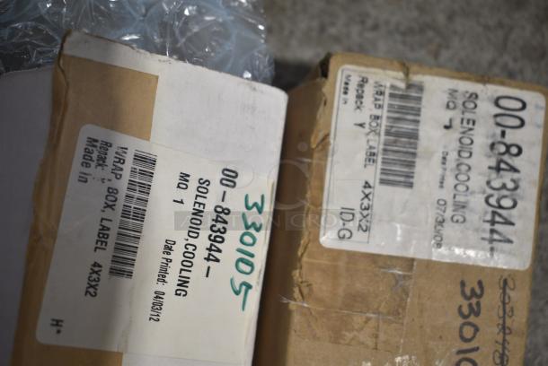 14 BRAND NEW SCRATCH AND DENT! Items Including Siemens 45EG20AF Contactors & Starters & Contactor Supplies, 00-853340 Solenoid Valve, 320720, Alto Shaam Ballast, Omron G3KA-240B Relay, 00-843944 Solenoid Cooling, Auxillary Switch. 14 Times Your Bid! - Image 25 of 36