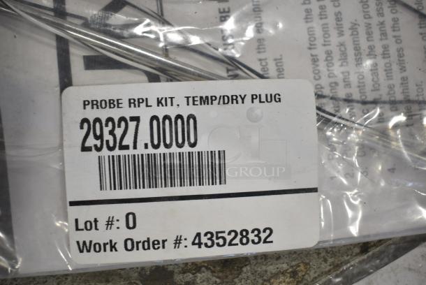 14 BRAND NEW SCRATCH AND DENT! Items Including Ring, Relay, Nut, 293270000 Probe, Henny Penny FP05-017 Quick Disconnect, Hoabrt 00-557970 Clamp, 40071.0001 Check Valve, 56335 Bracket, Hoabrt 00-499084-00002 Port Suction. 14 Times Your Bid! - Image 7 of 16