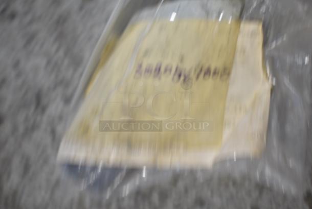 14 BRAND NEW SCRATCH AND DENT! Items Including Ring, Relay, Nut, 293270000 Probe, Henny Penny FP05-017 Quick Disconnect, Hoabrt 00-557970 Clamp, 40071.0001 Check Valve, 56335 Bracket, Hoabrt 00-499084-00002 Port Suction. 14 Times Your Bid! - Image 16 of 16