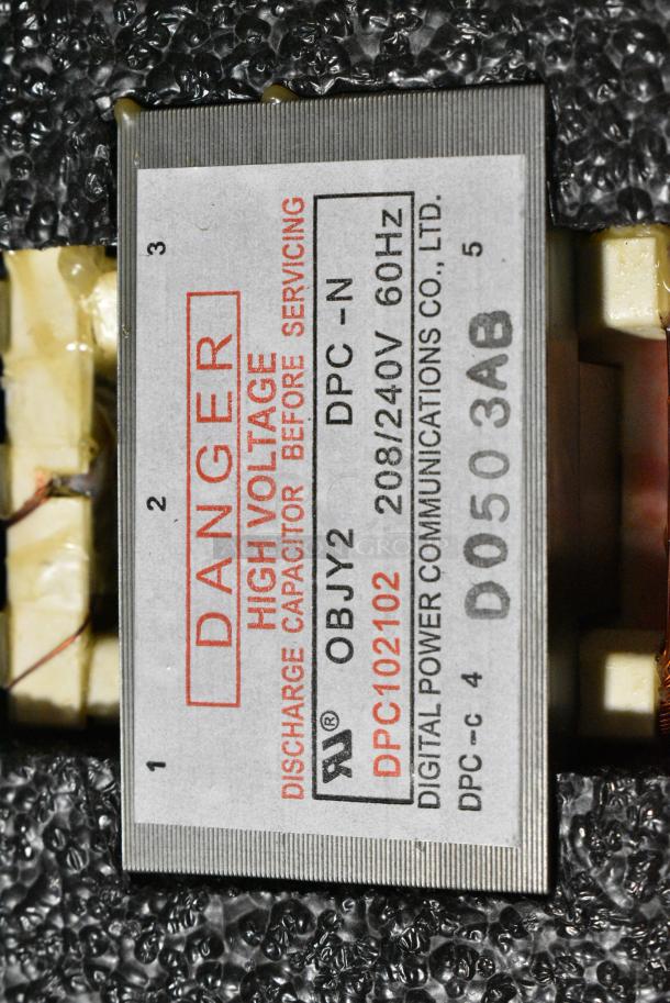 BRAND NEW SCRATCH AND DENT! Capacitor - Image 10 of 13