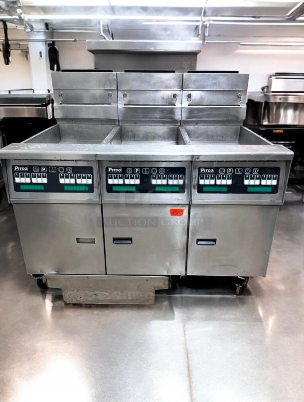 Superior Condition Pitco SG14 Gas Fryer Set – Tested & Working! - Image 3 of 11