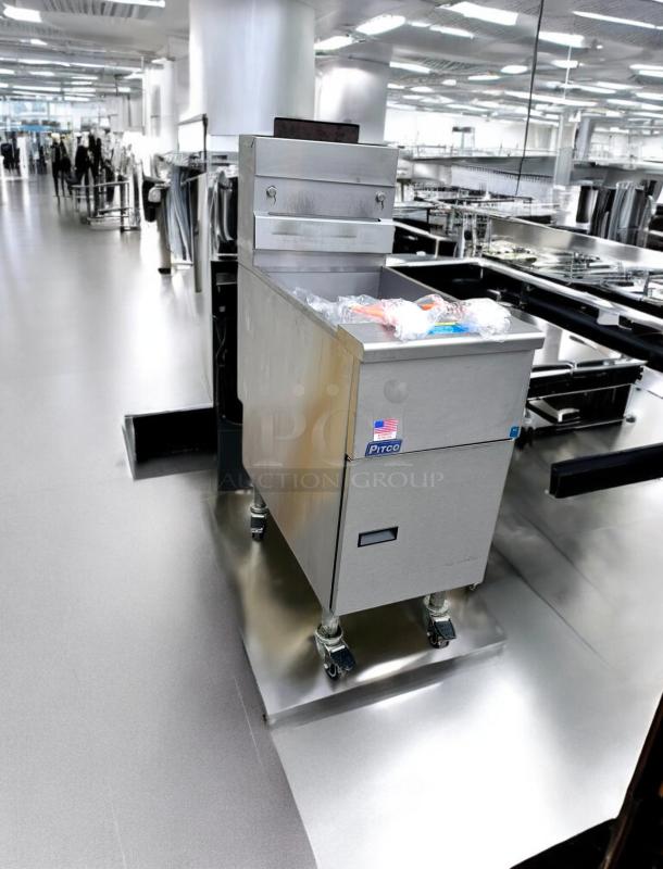 Pristine Condition Pitco VF35-S Gas Fryer - Image 4 of 12