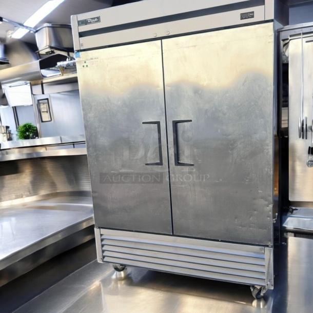 Immaculate Condition True T-49F-HC Commercial Freezer – Tested & Working! - Image 1 of 10