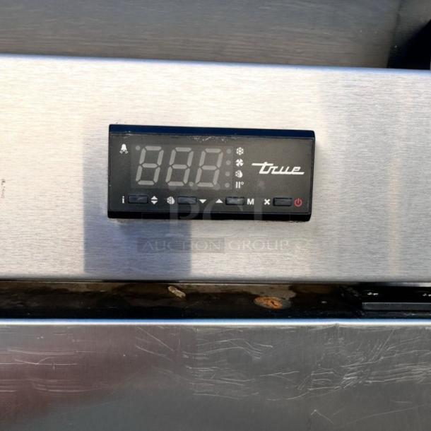Immaculate Condition True T-49F-HC Commercial Freezer – Tested & Working! - Image 9 of 10