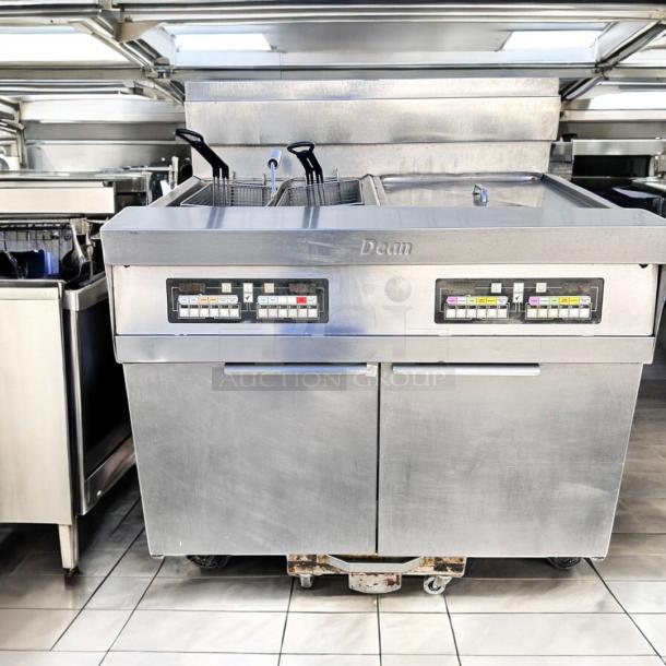 First-Rate Condition Dean 2FPRG50T PowerRunner™ Gas Fryer with Filtration – Tested & Working! - Image 1 of 8