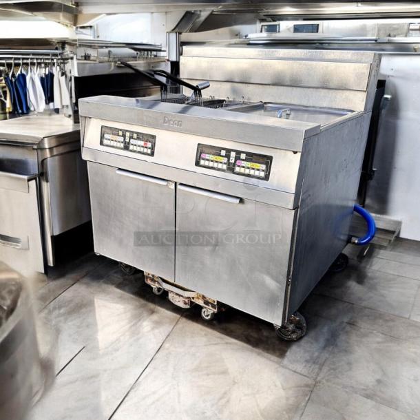 First-Rate Condition Dean 2FPRG50T PowerRunner™ Gas Fryer with Filtration – Tested & Working! - Image 2 of 8