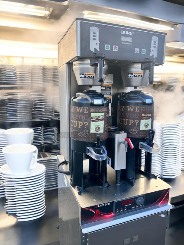 Outstanding Condition BUNN Dual TF DBC Commercial Coffee Brewer – Fully Tested & Working! - Image 5 of 10
