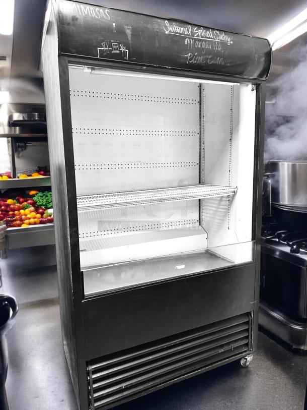 Outstanding Condition True TAC-48 Open Air Merchandiser – Fully Tested & Working! - Image 5 of 7