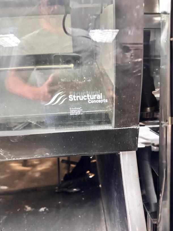Excellent Condition Structural Concepts Harmony HMBC4 Refrigerated Bakery Display Case – Tested & Working! - Image 4 of 12