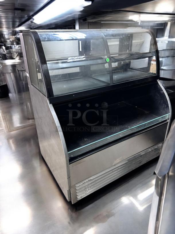 Excellent Condition Structural Concepts Harmony HMBC4 Refrigerated Bakery Display Case – Tested & Working! - Image 6 of 12