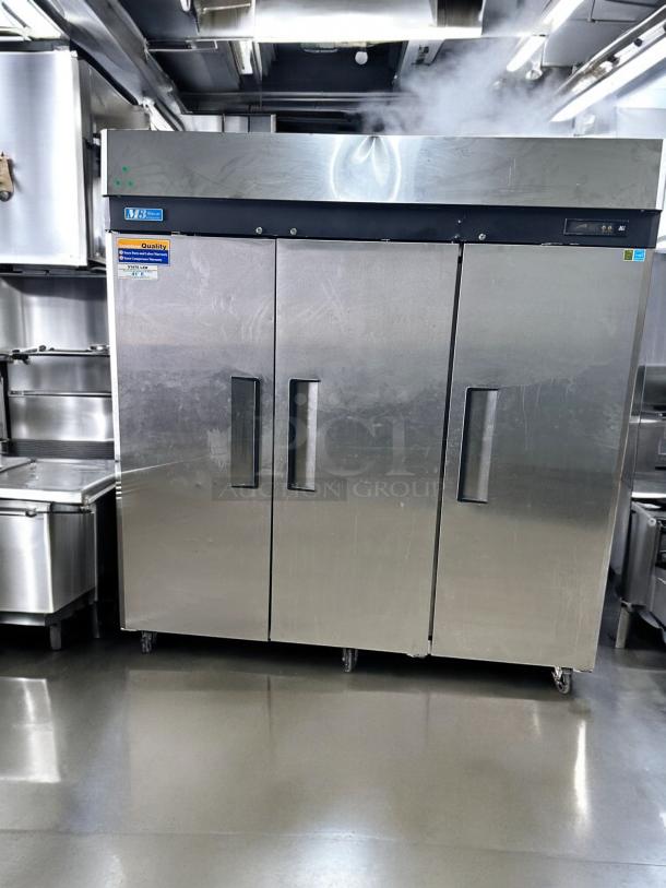 Excellent Condition Turbo Air M3R72-3 Three-Door Commercial Refrigerator – Fully Tested & Working! - Image 2 of 8