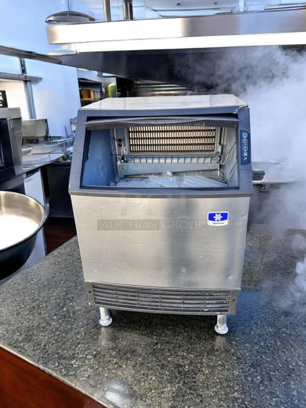 Excellent Condition Manitowoc UY0190A-161B Ice Maker – Tested & Working! - Image 1 of 10