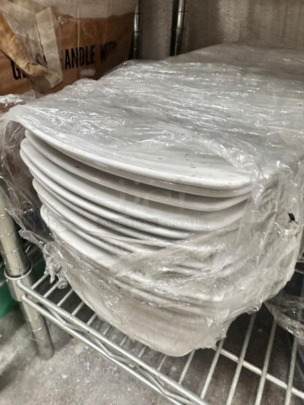 Excellent Condition Large Ceramic Plates – Tested & Ready for Use! - Image 6 of 6
