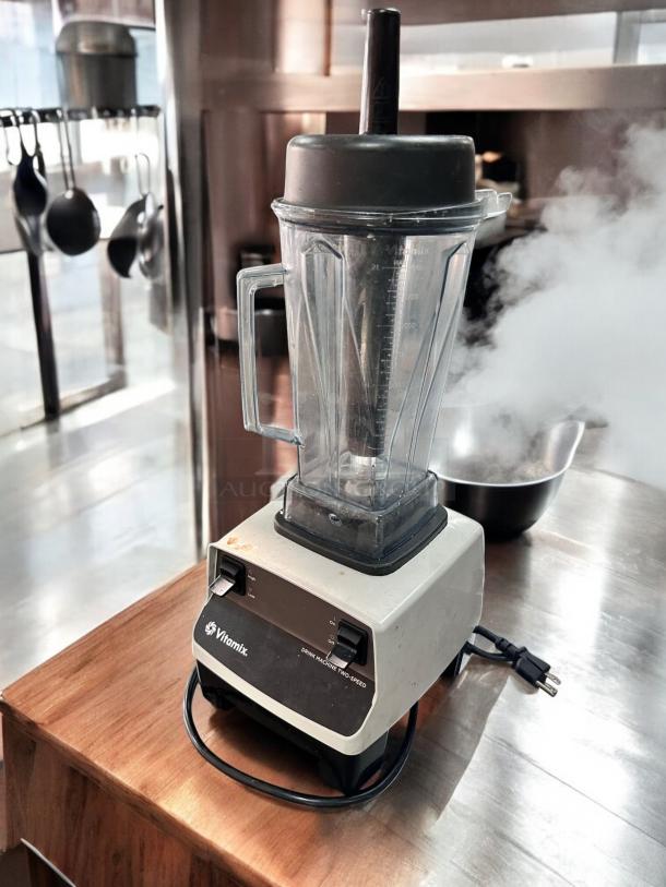 Excellent Condition Vitamix Drink Machine Two-Speed Blender – Tested & Working! - Image 5 of 7