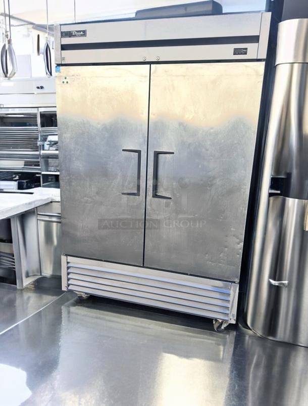 Excellent Condition True T-49F-HC Freezer – Tested & Working! - Image 3 of 8