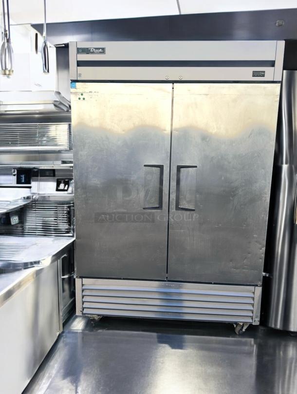 Excellent Condition True T-49F-HC Freezer – Tested & Working! - Image 4 of 8