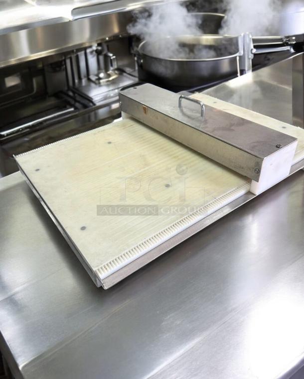 Excellent Condition Somerset SDS-130 Dough Docking Station– Tested & Working! - Image 5 of 7