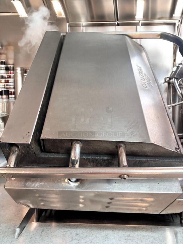 Excellent Condition Vollrath Cayenne Panini Grill – Tested & Working! - Image 7 of 10