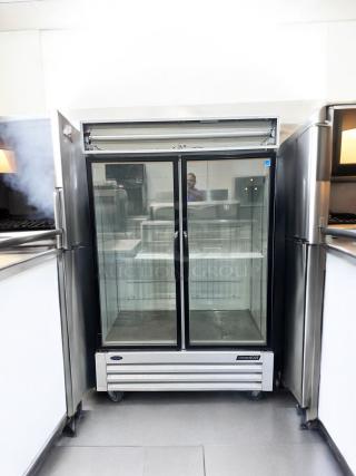 Excellent Condition Standex AdvantEDGE Glass Door Refrigerator – Tested & Working!