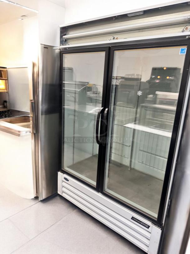 Excellent Condition Standex AdvantEDGE Glass Door Refrigerator – Tested & Working! - Image 4 of 9