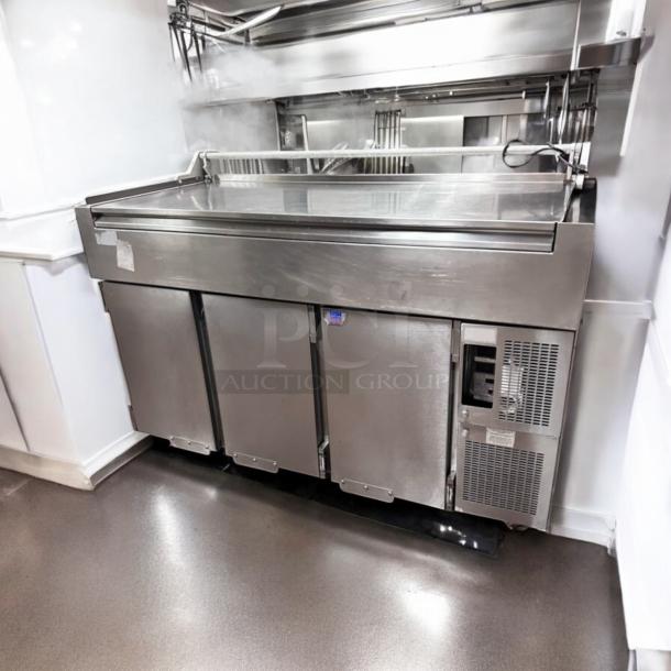 Excellent Condition Randell 8268SWP Refrigerated Prep Table – Tested & Working! - Image 4 of 9