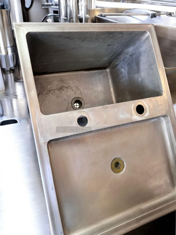 Excellent Condition Stainless Steel Dual Sink - Image 2 of 4