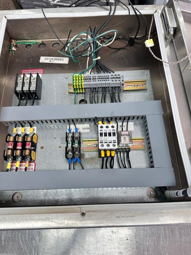 Excellent Condition Foster ACC Control Panel – Tested & Working! - Image 1 of 7