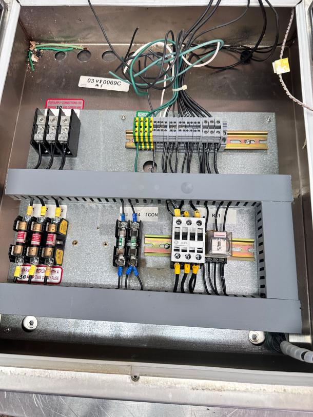 Excellent Condition Foster ACC Control Panel – Tested & Working! - Image 2 of 7