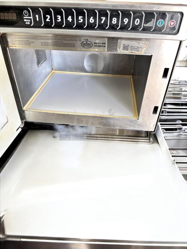 Excellent Condition Menumaster CRC21T2RLPF Commercial Microwave – Tested & Working! - Image 6 of 8