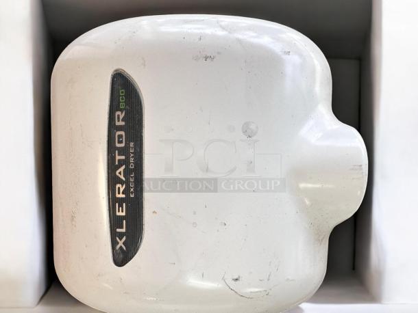 Excellent Condition XLERATOR XL-BW-ECO Hand Dryer – Tested & Working! - Image 4 of 6