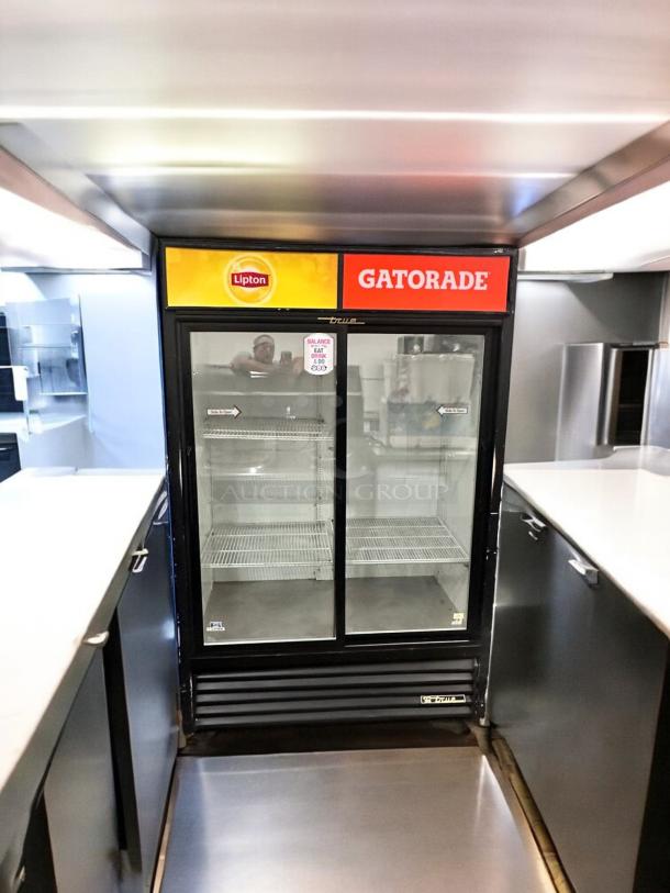 Excellent Condition True GDM-45 Double Glass Door Display Cooler – Tested & Working! - Image 2 of 7