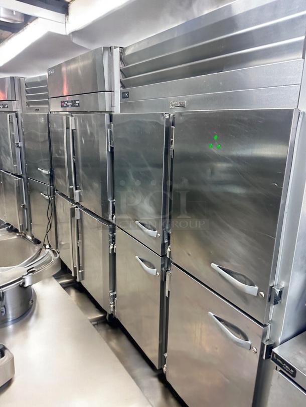 Excellent Condition Traulsen G20003 Commercial Refrigerator – Tested & Working! - Image 2 of 6
