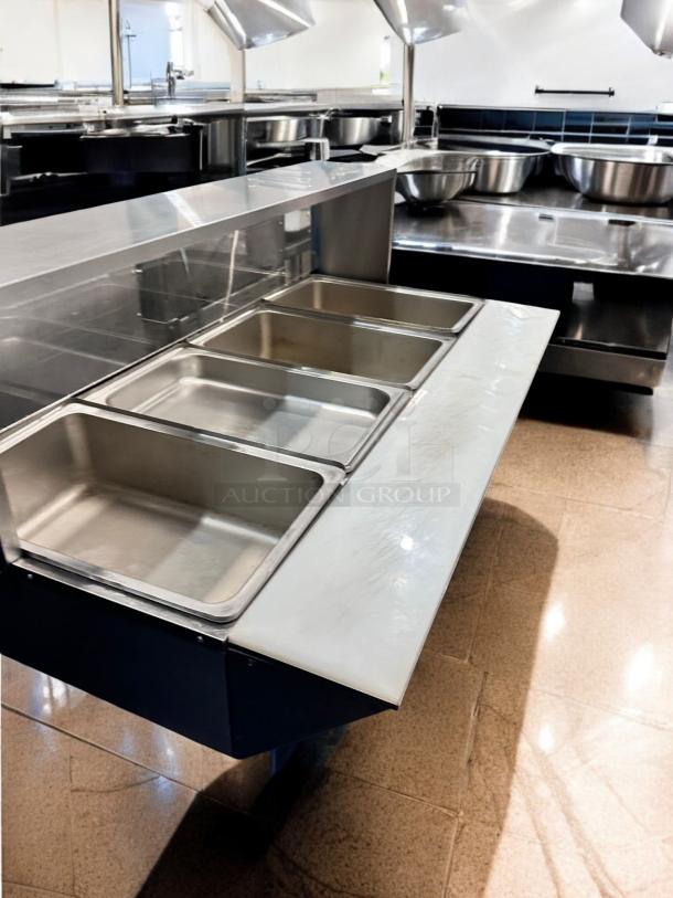 Excellent Condition Avantco 4-Pan Electric Steam Table – Tested & Working! - Image 3 of 9