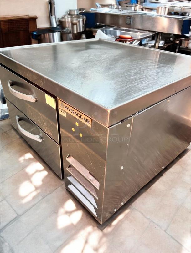 Excellent Condition Beverage-Air WTRCS36-1-003 2-Drawer Worktop Refrigerator – Tested & Working! - Image 2 of 9