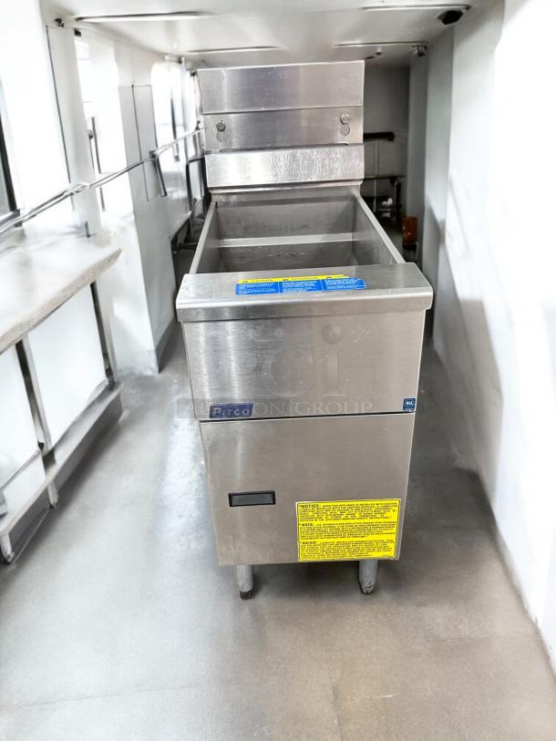 Excellent Condition Pitco VF35 Gas Fryer – Tested & Working! - Image 1 of 5