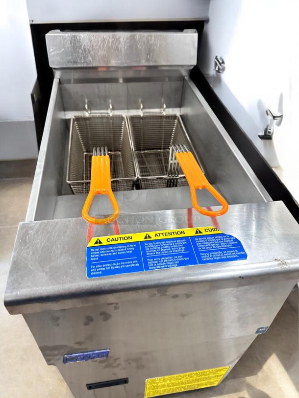 Excellent Condition Pitco VF35 Gas Fryer – Fully Tested & Working! - Image 5 of 8