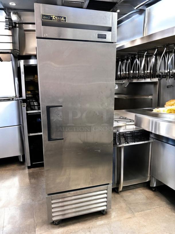 Excellent Condition True T-23F-HC Freezer – Tested & Working! - Image 3 of 7