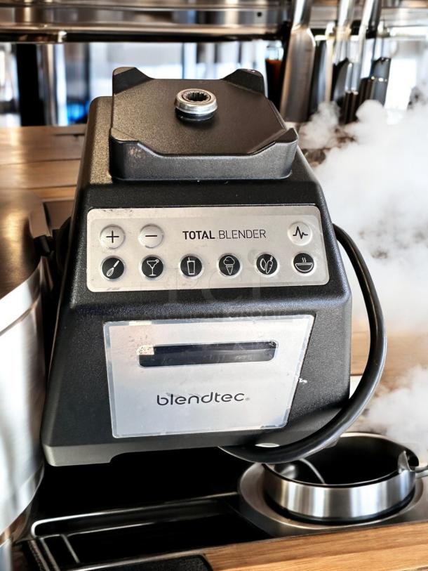 Excellent Condition Blendtec Total Blender – Tested & Working! - Image 3 of 4