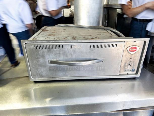 Excellent Condition Wells RW-1 Warming Drawer – Tested & Working! - Image 3 of 8