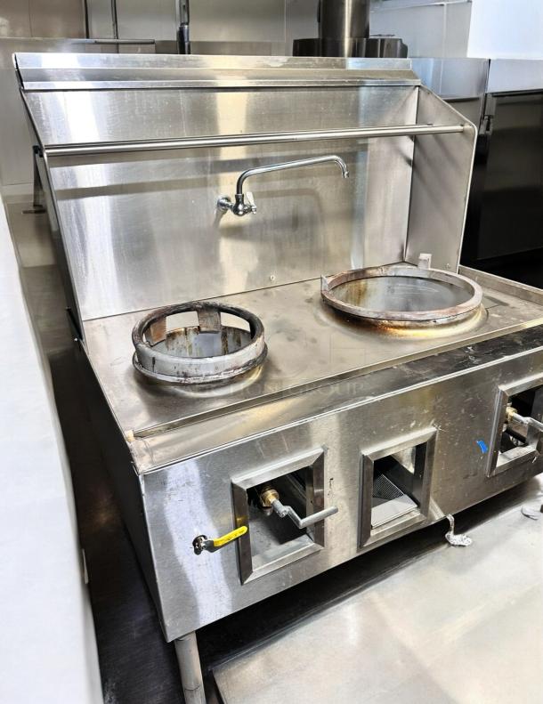 Excellent Condition Westar 2-Burner Wok Range – Tested & Working! - Image 6 of 13