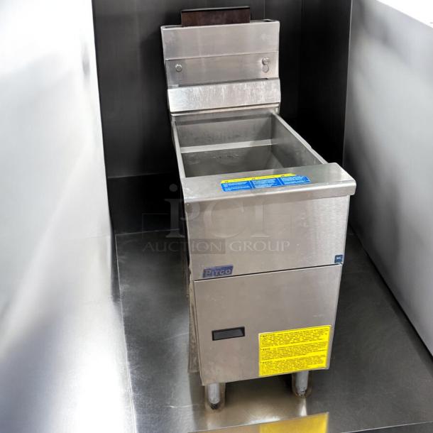 Excellent Pitco Gas Fryer – 70,000 BTU – Tested & Working! - Image 2 of 5