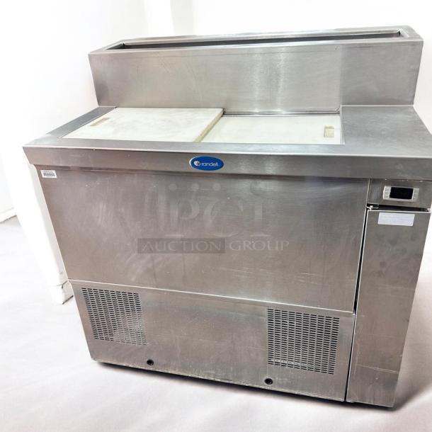 Excellent Condition Randell 69345A Ice Cream Cabinet – 115V – Tested & Working! - Image 4 of 10