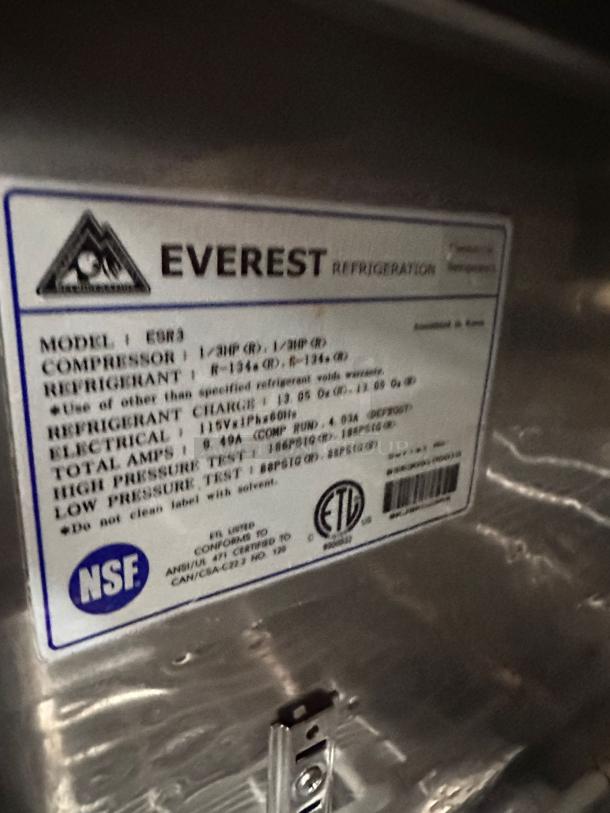 REFRIGERATOR – Everest ESR3 – Excellent Condition – Tested & Working! - Image 3 of 3