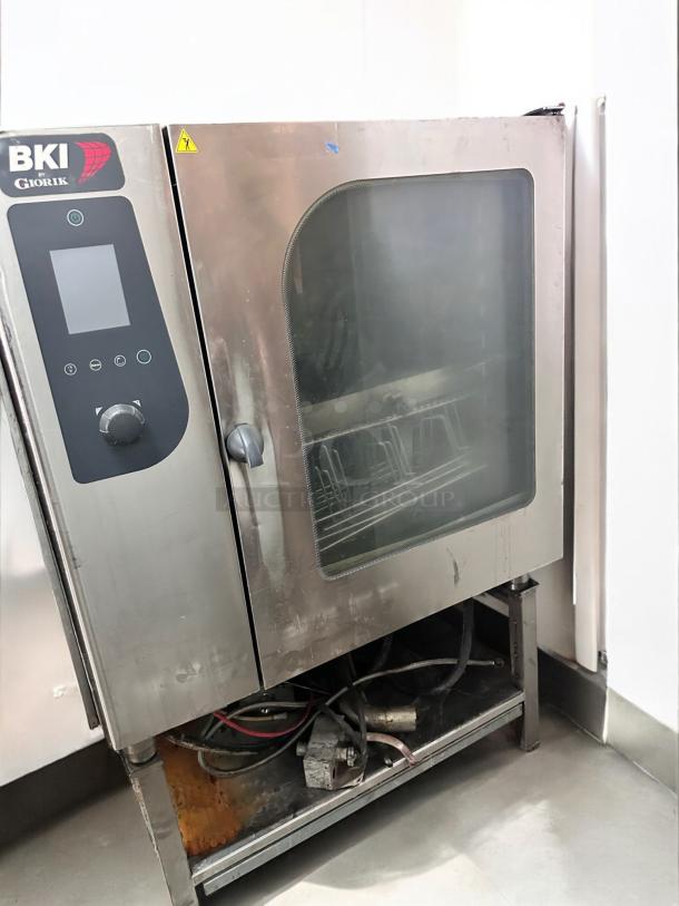 COMBI OVEN – BKI  Lainox ABTE102R – Heavy-Duty – 220volt 3 Phase  Tested & Working! - Image 6 of 8