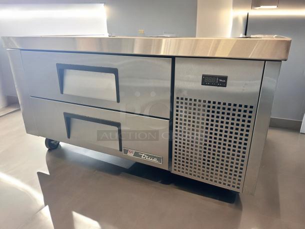 REFRIGERATED DRAWER CHEF BASE – True TRCB-48 – Excellent Condition – Tested & Working! - Image 6 of 7