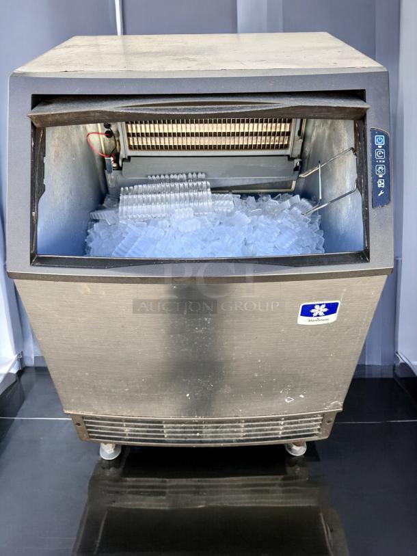 ICE MAKER – Manitowoc UY0240A-161B – Excellent Condition – Tested & Working! - Image 4 of 14