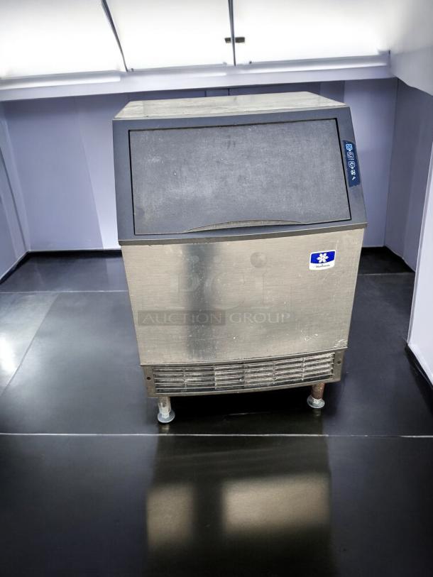 ICE MAKER – Manitowoc UY0240A-161B – Excellent Condition – Tested & Working! - Image 5 of 14