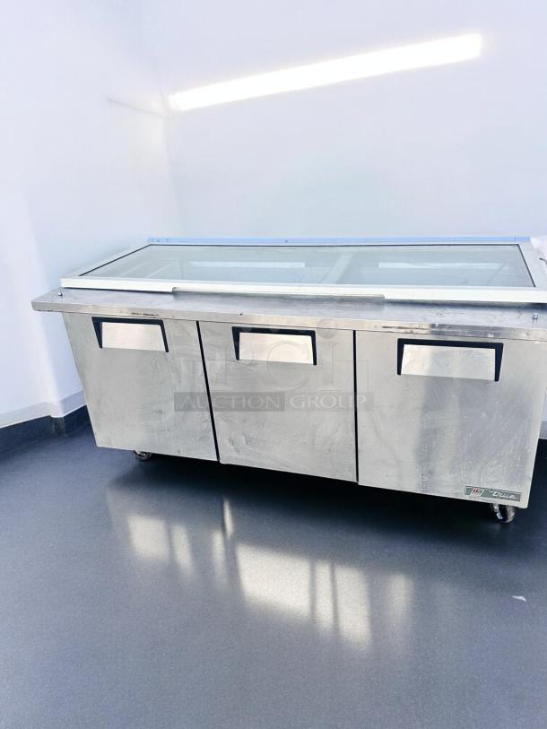 PREP TABLE – True TSSU-72-30M-B-ST – Excellent Condition – Tested & Working! - Image 8 of 10